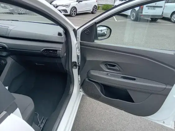 DACIA SANDERO III - voiture d'occasion - Photo 18