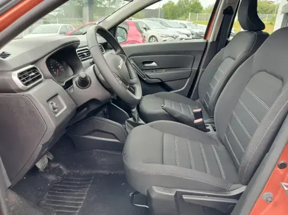 DACIA DUSTER II - voiture d'occasion - Photo 16