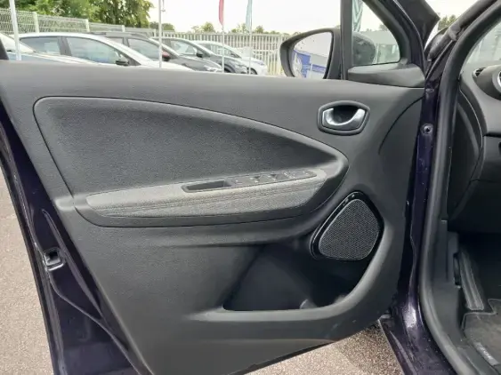 RENAULT ZOE - voiture d'occasion - Photo 17