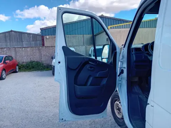 RENAULT MASTER FG III - voiture d'occasion - Photo 13