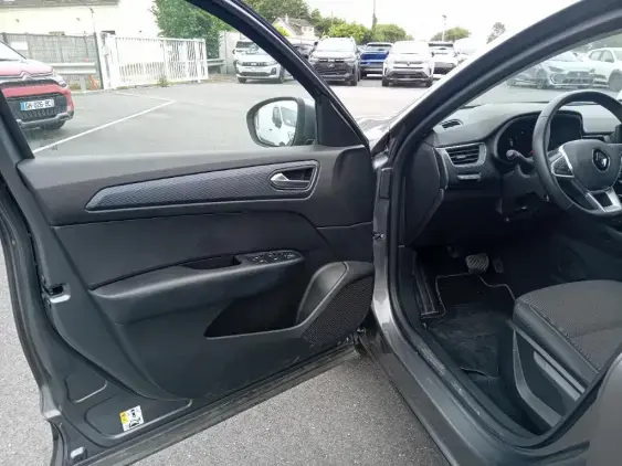RENAULT ARKANA - voiture d'occasion - Photo 17