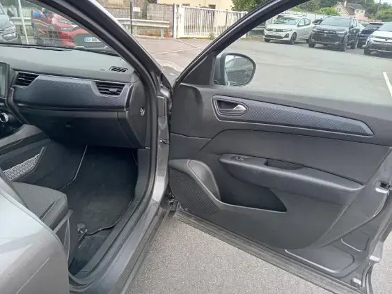RENAULT ARKANA - voiture d'occasion - Photo 18