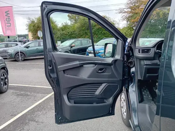 RENAULT TRAFIC III - voiture d'occasion - Photo 17
