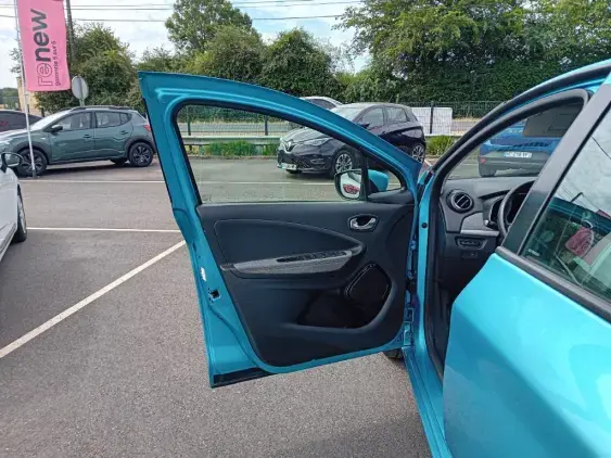 RENAULT ZOE - voiture d'occasion - Photo 17
