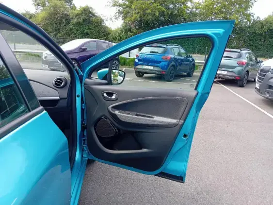 RENAULT ZOE - voiture d'occasion - Photo 18