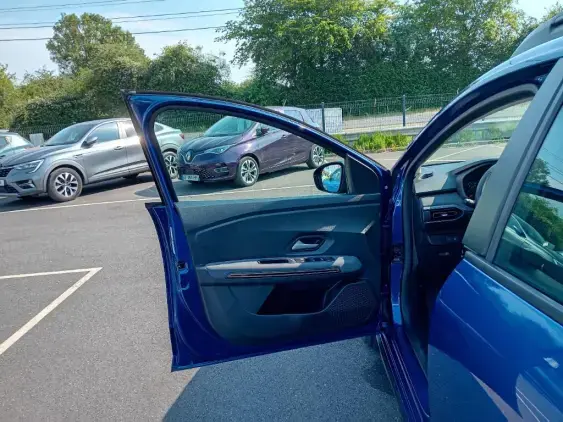 DACIA SANDERO III - voiture d'occasion - Photo 17