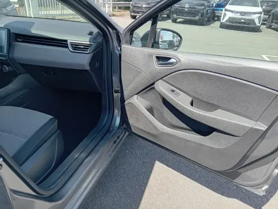 RENAULT CLIO V - voiture d'occasion - Photo 18