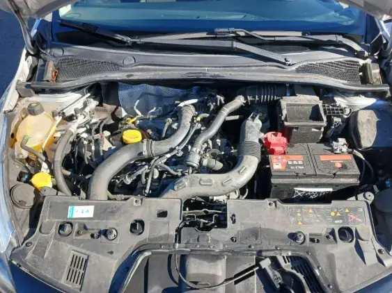 RENAULT CLIO IV - voiture d'occasion - Photo 21