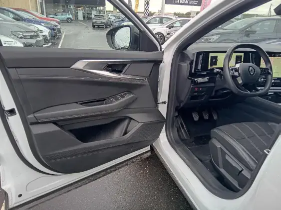 RENAULT AUSTRAL - voiture d'occasion - Photo 17