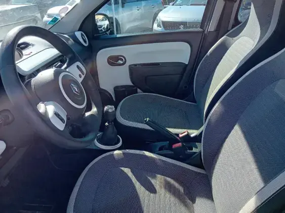RENAULT TWINGO III - voiture d'occasion - Photo 14