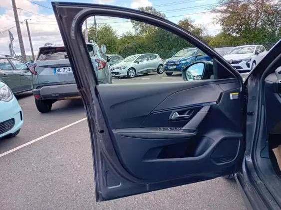 PEUGEOT 208 II - voiture d'occasion - Photo 16