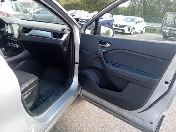 RENAULT CAPTUR II - voiture d'occasion - Photo 18
