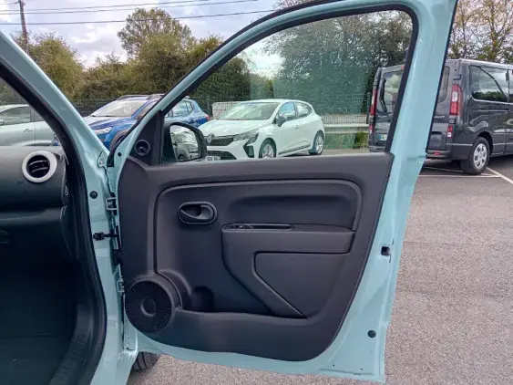 RENAULT TWINGO ELECTRIQUE III - voiture d'occasion - Photo 17