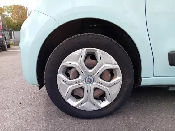 RENAULT TWINGO ELECTRIQUE III - voiture d'occasion - Photo 18
