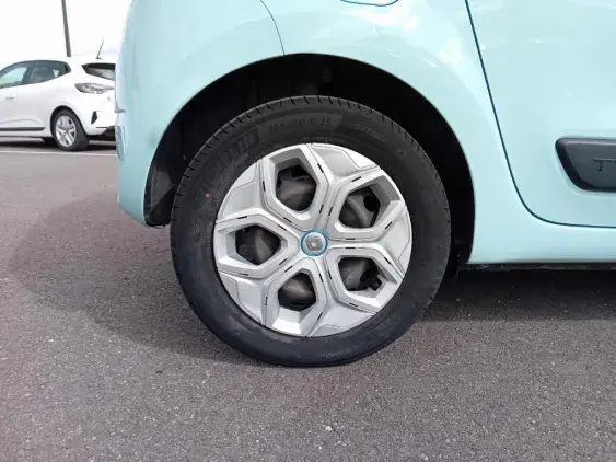 RENAULT TWINGO ELECTRIQUE III - voiture d'occasion - Photo 20