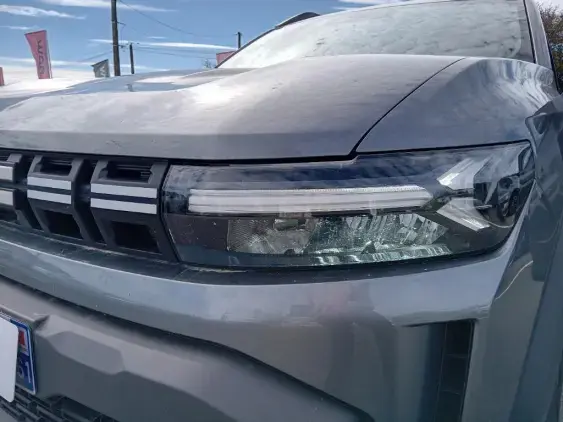 DACIA DUSTER III - voiture d'occasion - Photo 19