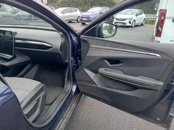 RENAULT MEGANE V - voiture d'occasion - Photo 18