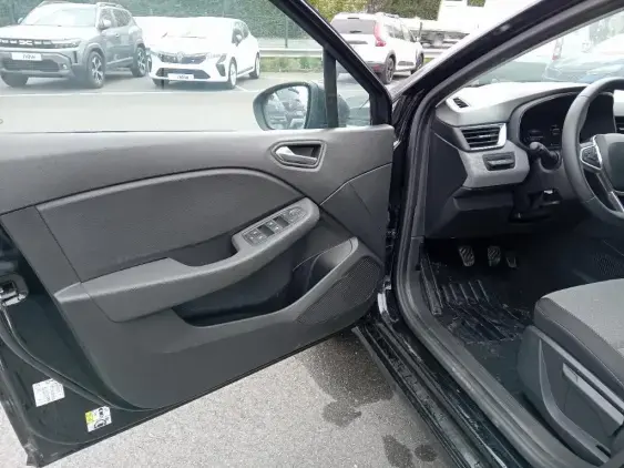 RENAULT CLIO V - voiture d'occasion - Photo 17