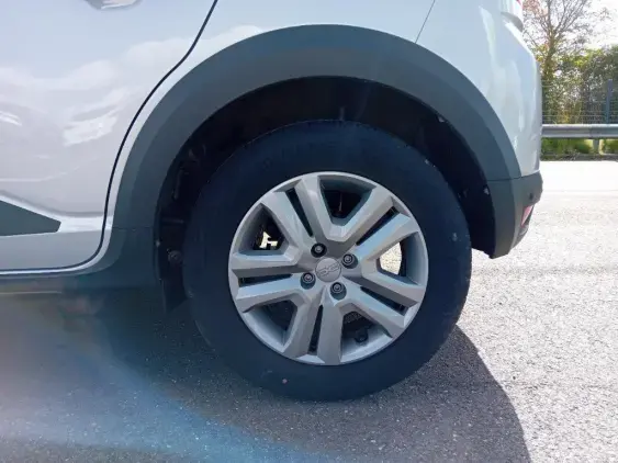DACIA SANDERO III - voiture d'occasion - Photo 19