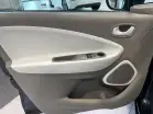 RENAULT ZOE - Photo 18