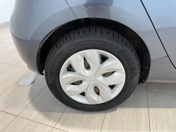 RENAULT ZOE - voiture d'occasion - Photo 24