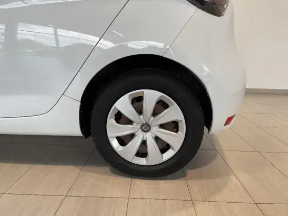 RENAULT ZOE - voiture d'occasion - Photo 20