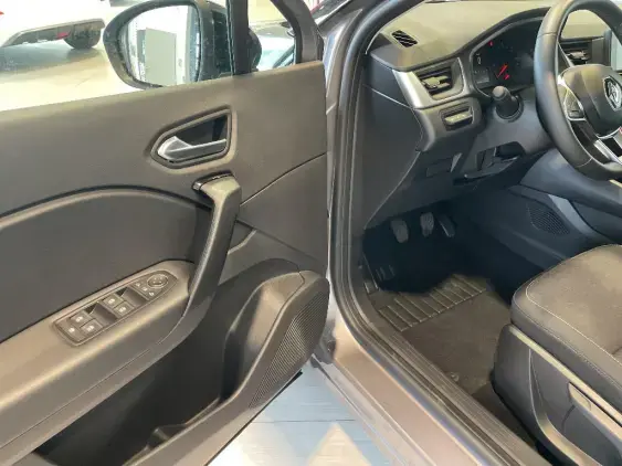 RENAULT CAPTUR II - voiture d'occasion - Photo 17