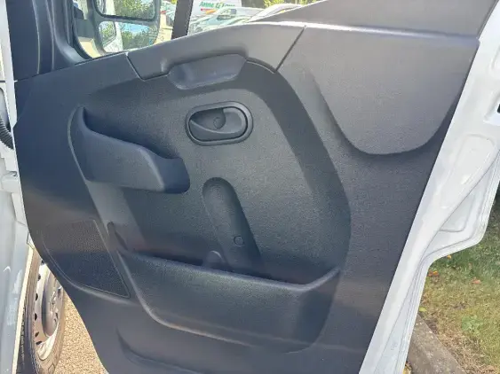 RENAULT MASTER FG III - voiture d'occasion - Photo 12