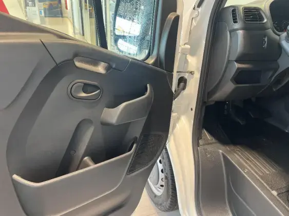 RENAULT MASTER FG III - voiture d'occasion - Photo 18