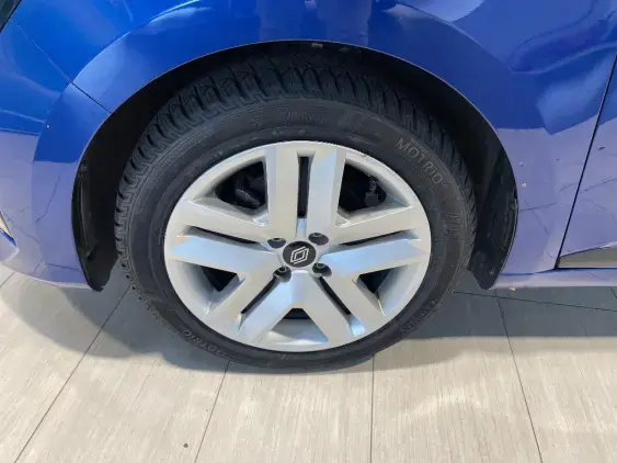 RENAULT CLIO V - voiture d'occasion - Photo 23