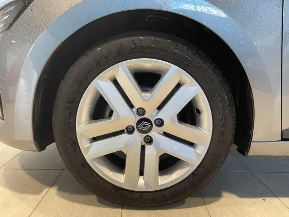 RENAULT CLIO V - voiture d'occasion - Photo 21