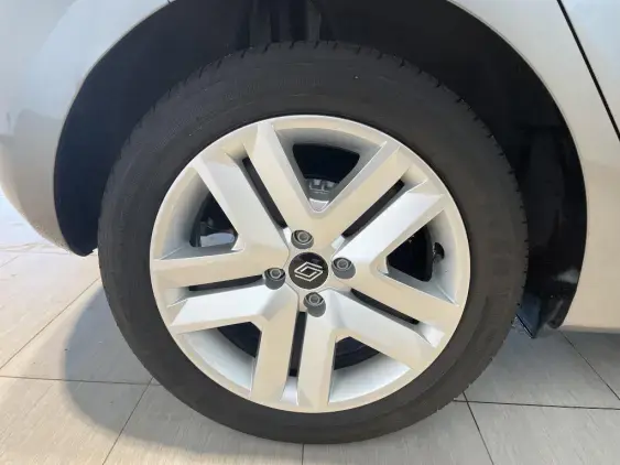 RENAULT CLIO V - voiture d'occasion - Photo 23