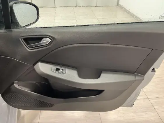 RENAULT CLIO V - voiture d'occasion - Photo 20