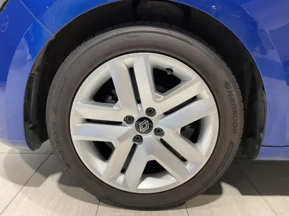 RENAULT CLIO V - voiture d'occasion - Photo 22