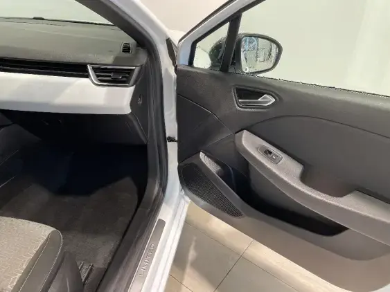 RENAULT CLIO V - voiture d'occasion - Photo 18