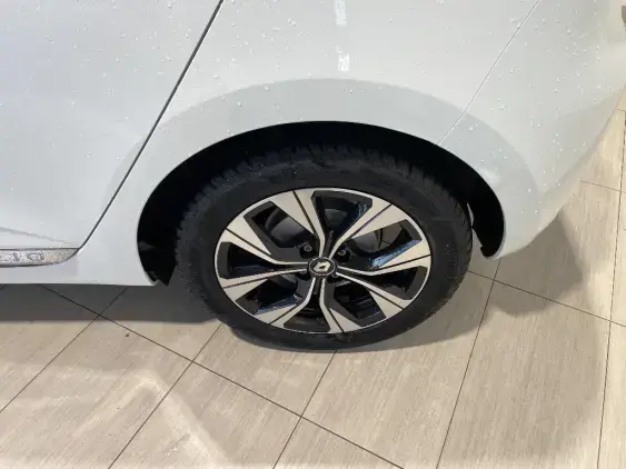 RENAULT CLIO V - voiture d'occasion - Photo 21