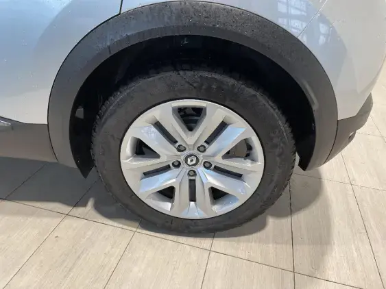 RENAULT CAPTUR II - voiture d'occasion - Photo 24