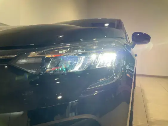 RENAULT CLIO V - voiture d'occasion - Photo 19