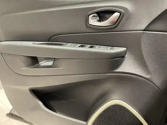 RENAULT CAPTUR - voiture d'occasion - Photo 18