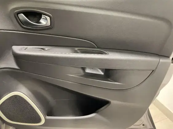 RENAULT CAPTUR - voiture d'occasion - Photo 19