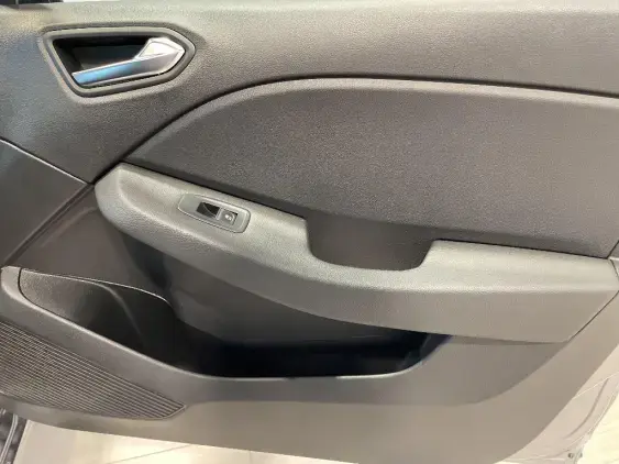 RENAULT CLIO V - voiture d'occasion - Photo 19