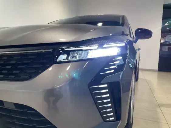 RENAULT CLIO V - voiture d'occasion - Photo 20