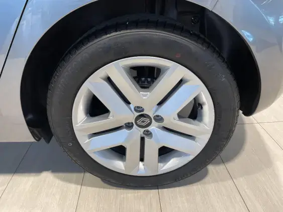 RENAULT CLIO V - voiture d'occasion - Photo 22