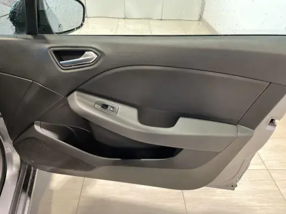 RENAULT CLIO V - voiture d'occasion - Photo 20