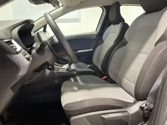 RENAULT CLIO V - voiture d'occasion - Photo 17