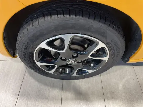 RENAULT TWINGO III - voiture d'occasion - Photo 19