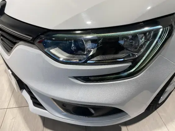 RENAULT MEGANE IV - voiture d'occasion - Photo 19