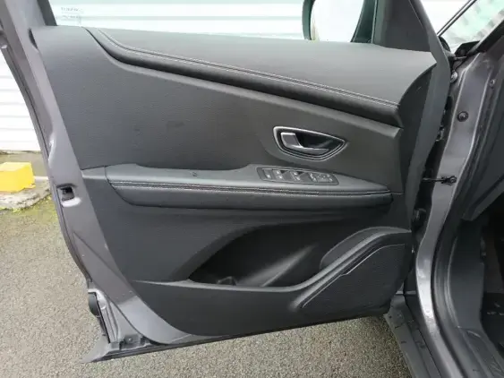 RENAULT SCENIC IV - voiture d'occasion - Photo 16