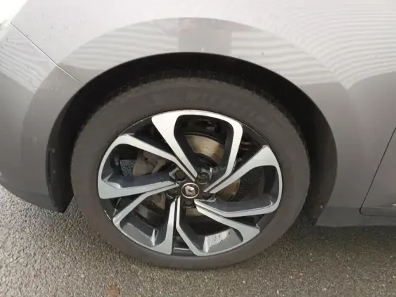 RENAULT SCENIC IV - voiture d'occasion - Photo 19