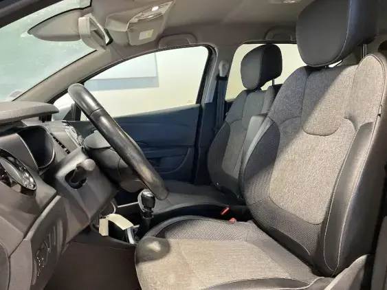 RENAULT CAPTUR - voiture d'occasion - Photo 17